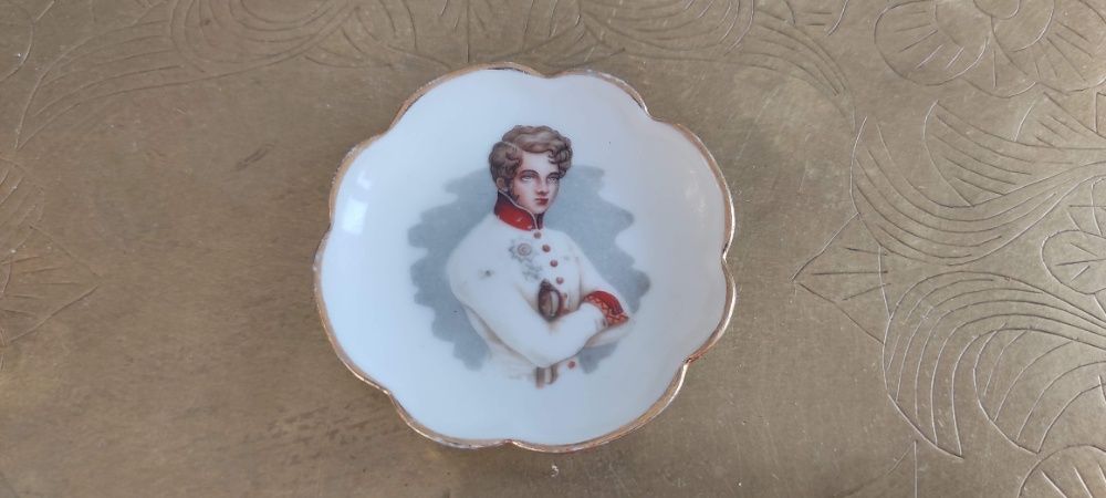 Talerzyk Dekoracyjny NAPOLEON Porcelana LIMOGES Francja Średnica 5,7