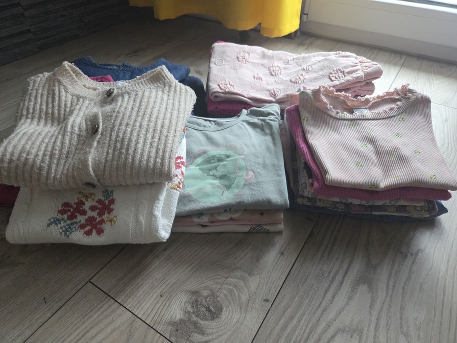 Paka ubrań dla dziewczynki rozm. 92-104