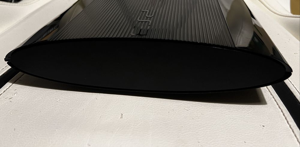 PS3 Super Slim 500GB Konsola Sony PlayStation 3 2 Pady 2 Gry