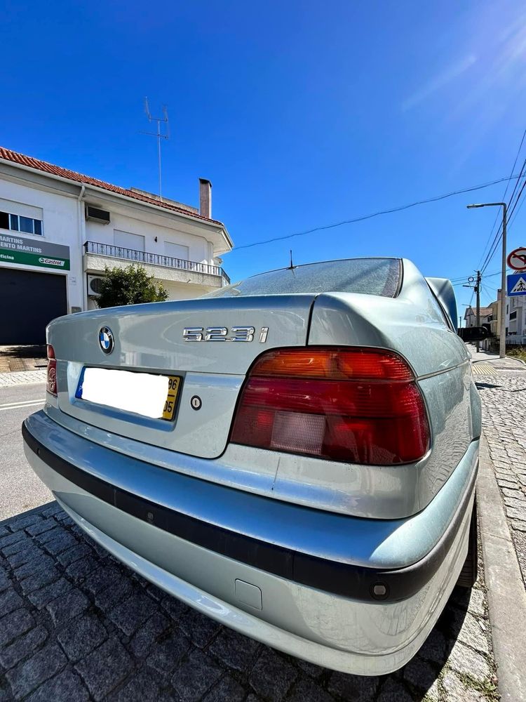 Bmw e39 523I 170cv