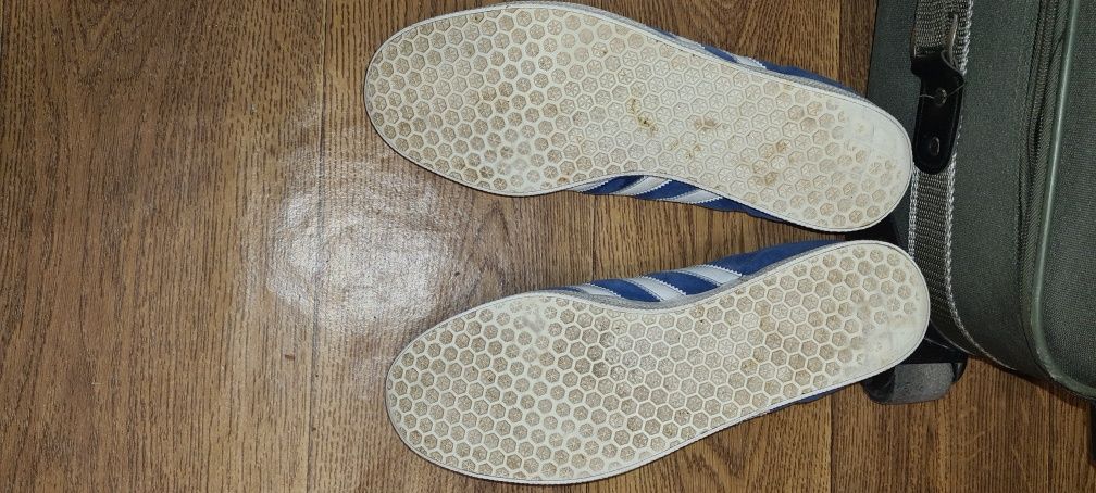 Аdidas Gazelle 44р.