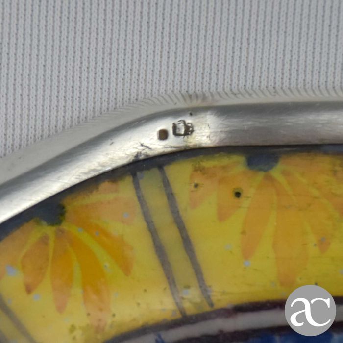 Travessa Battistini com brasão rebordo e asas Prata Queiroz Joalheiros