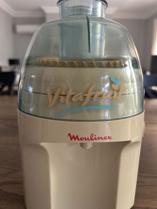 Maquina de sumos Moulinex