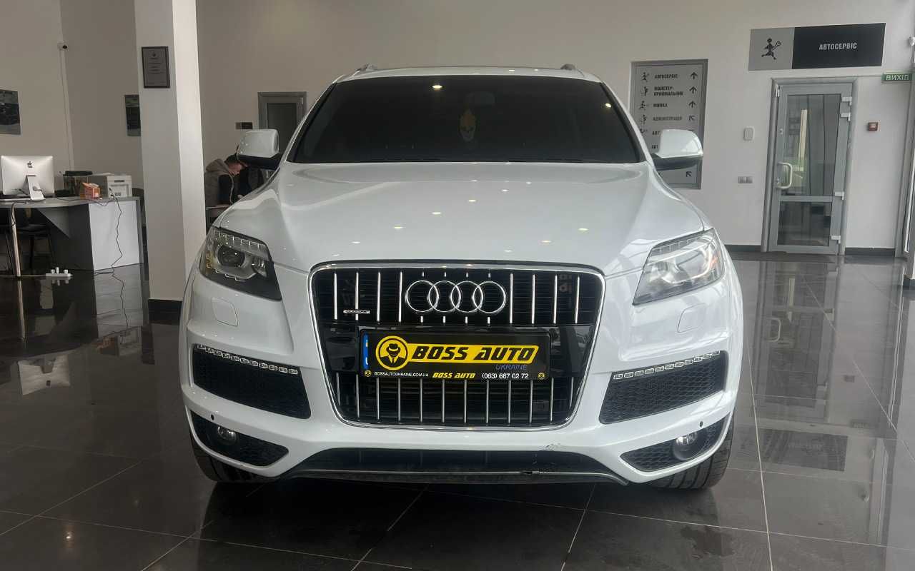 Audi Q7 2013 року