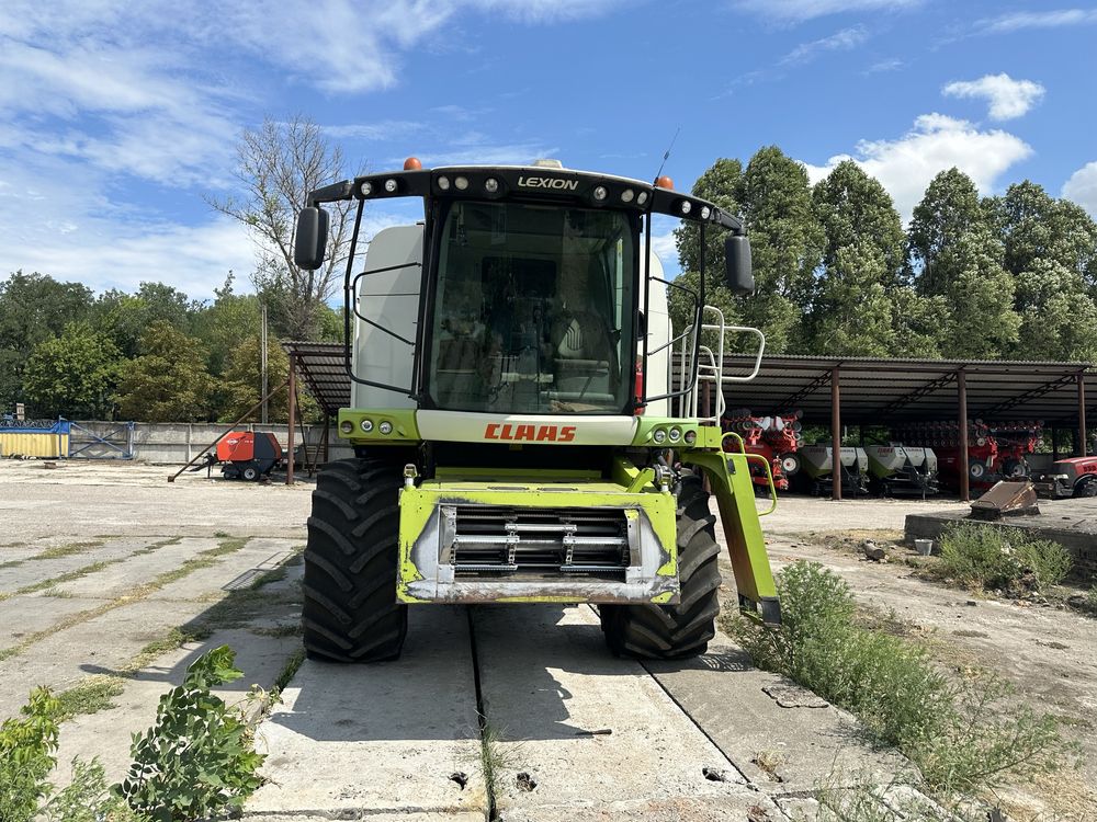 Claas Lexion 760 hybrid