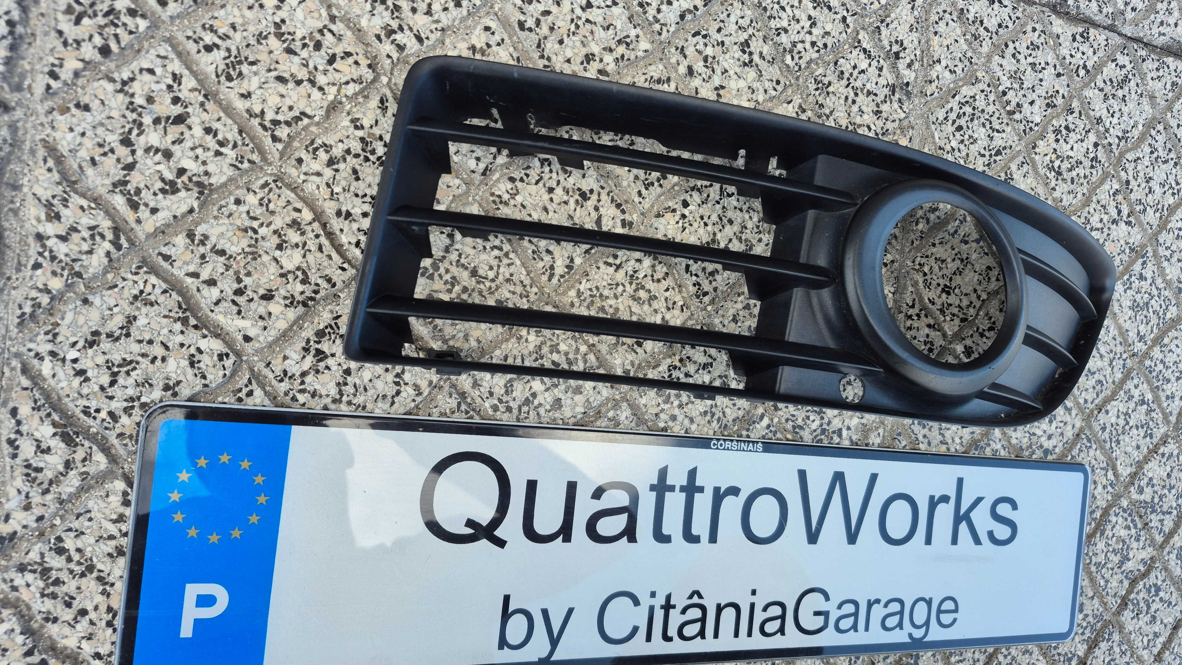 AUDI A4 B6 CABRIOLET (8H)-Grelha inferior para choques ESQ. 8H0807,681