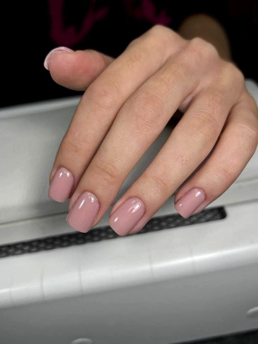 Манікюр, центр міста