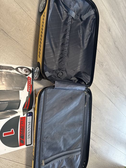 Walizka autko puccini