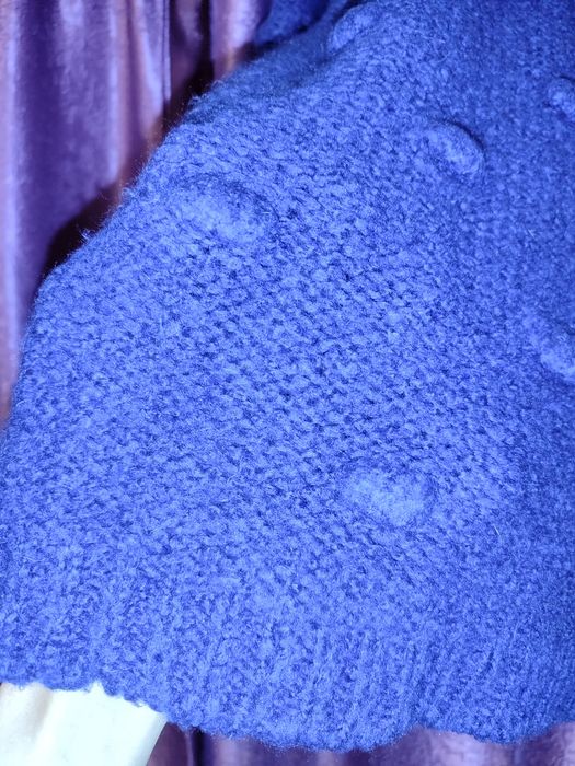 Свитер б/у теплый