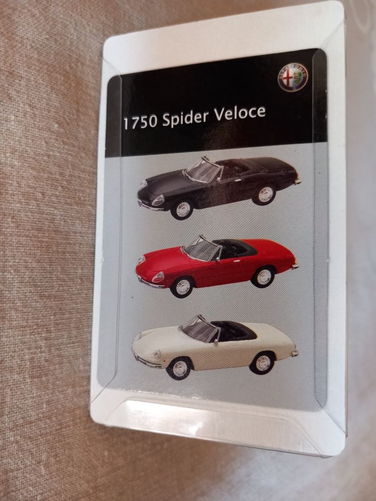 Kyosho 1/64 Alfa Romeo 1750 Veloce