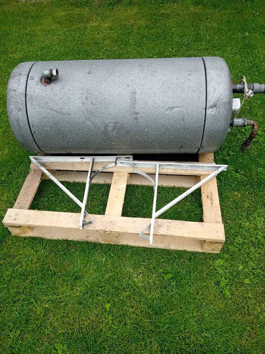 Bojler z grzałką 140 litrów