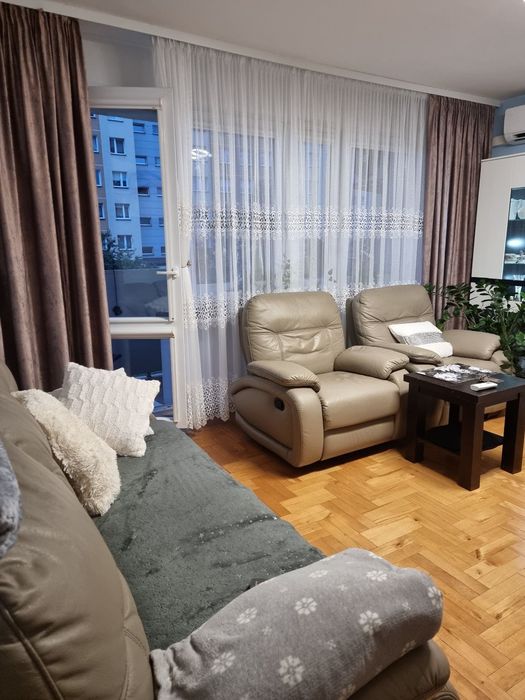 Skorzany komplet wypoczynkowy