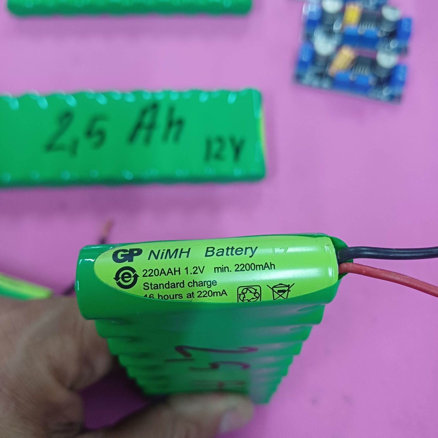 Akumulator 12 V 2,5 Ah z Ogniw 1,2 V 2200 mAh x 10 szt z przetwornicą