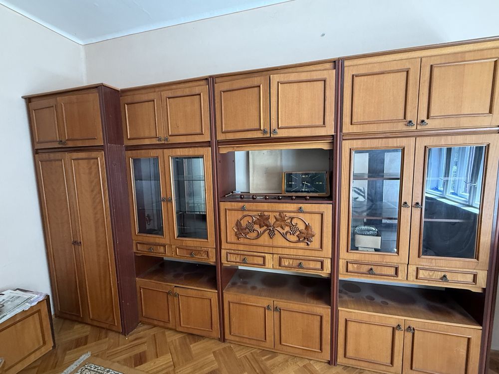 Продаж вживаних меблів хорошої якості