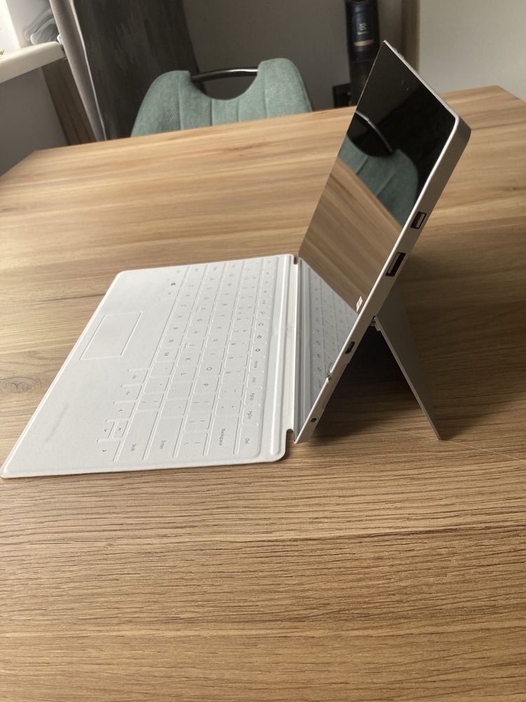 Surface 3 +karta samung evo 256 gb