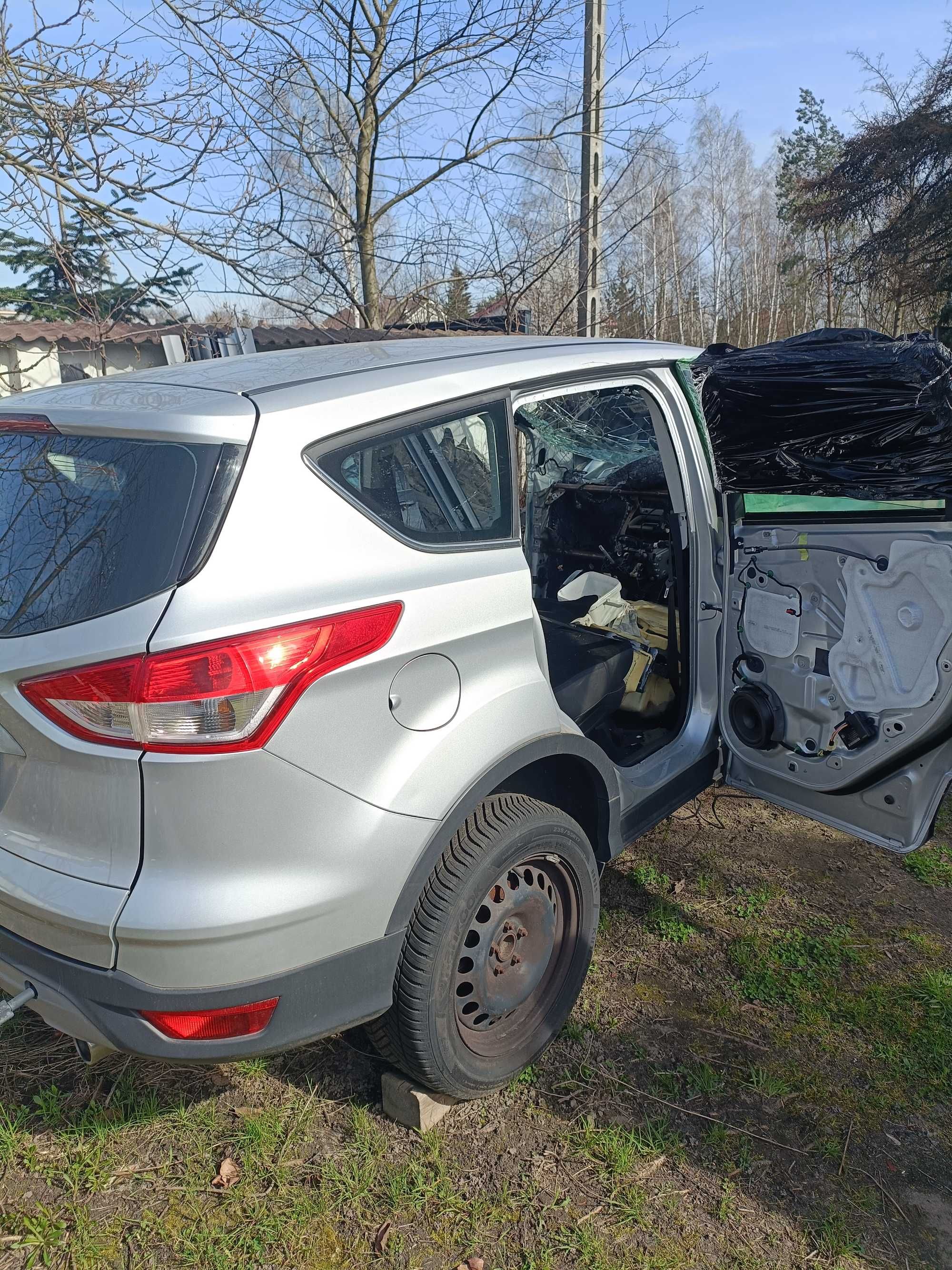 Karoseria dokumenty Ford Kuga mk2 2.0 TDCI 150KM 2015r
