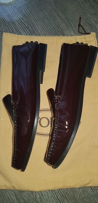 TOD'S  37 1/2 mokasyny