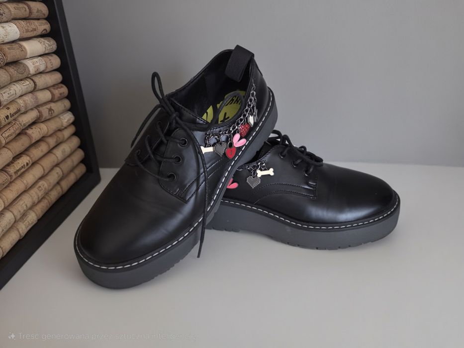 Martensy 38 Czarne półbuty