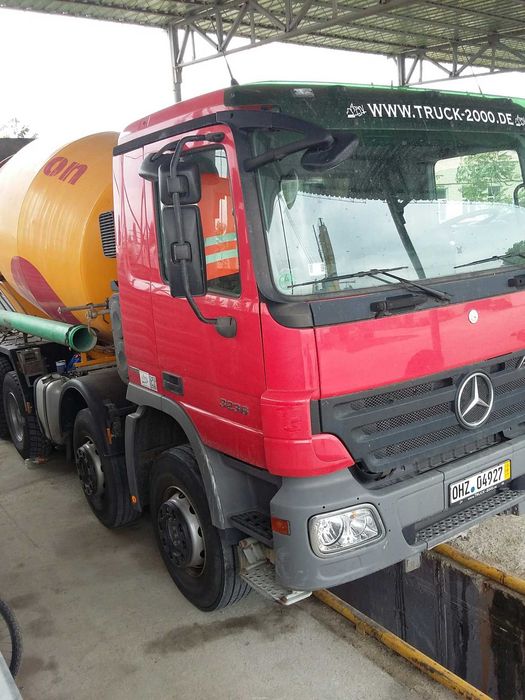 Бетонозмішувач(міксер) Мерседес-Бенц