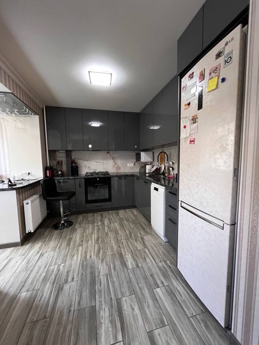 Продаж 3к квартири Дубово Гастелло