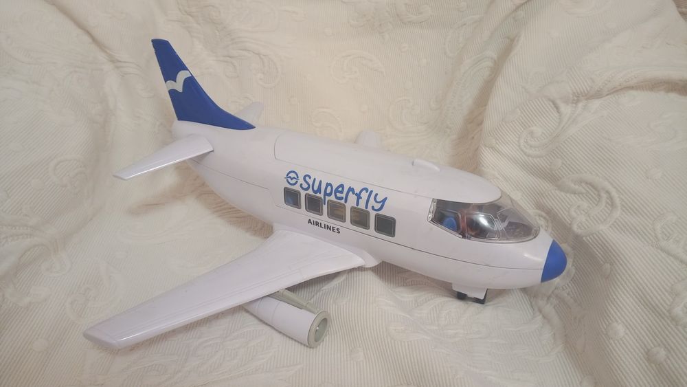 Самолёт  Superfly полностью разбирается