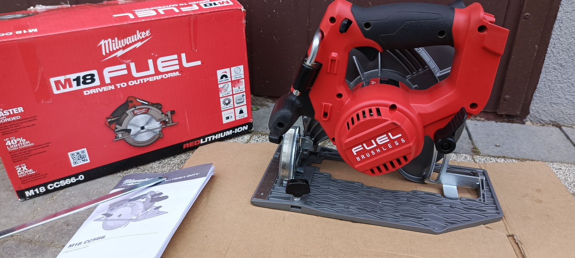 Pilarka tarczowa Milwaukee m18 ccs66