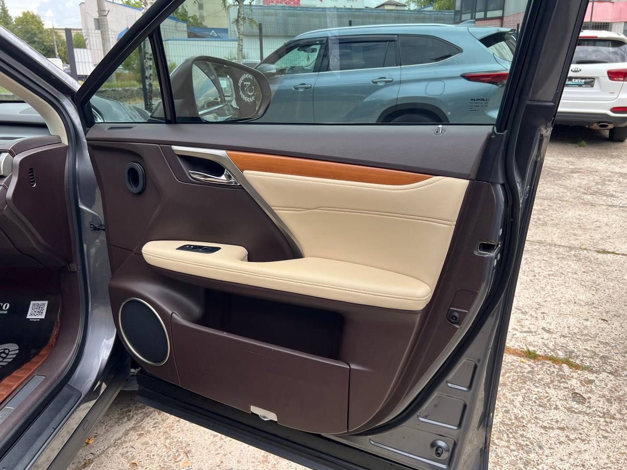 Lexus RX 350 в кредит без авансу