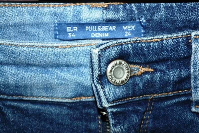 Calças de ganga com dois tipos de ganga da Pull&Bear tamanho 34