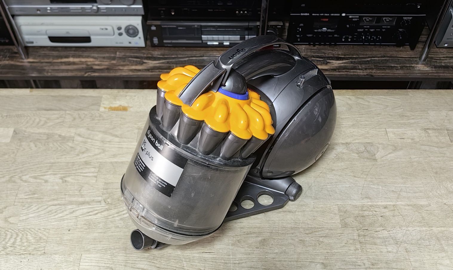 Пилосмок Dyson DC33