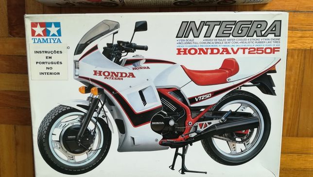 Kit Tamiya Honda VT250F Integra