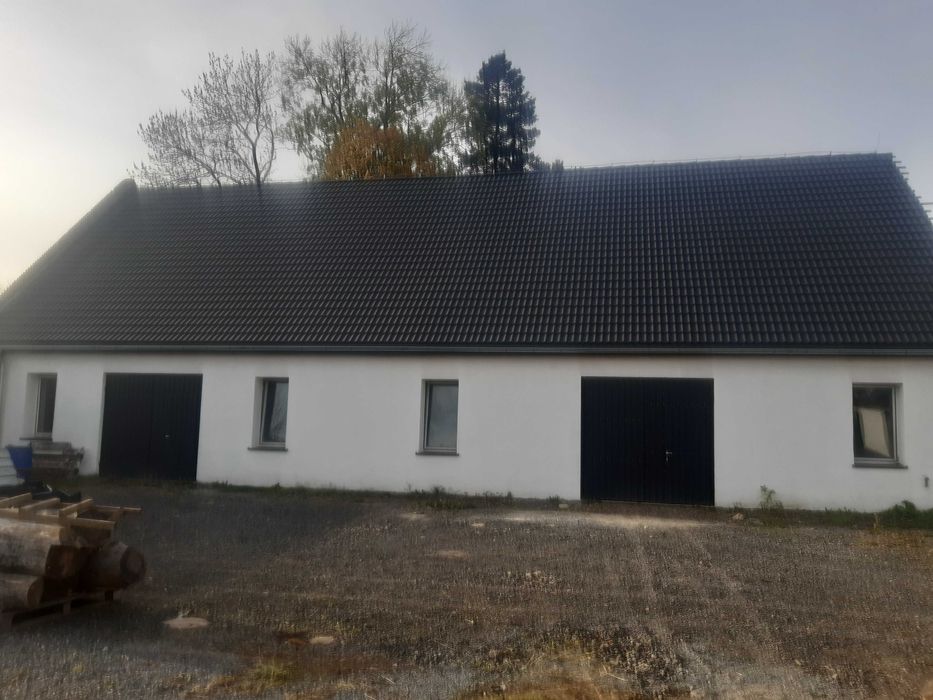 Do wynajęcia hala magazyn 220 m2 media obiekt zamknięty