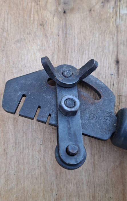 Разводка для пил. Паяльник медный.