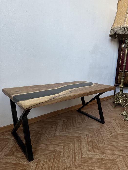 Стіл журнальний, стол, з епоксидною смолою