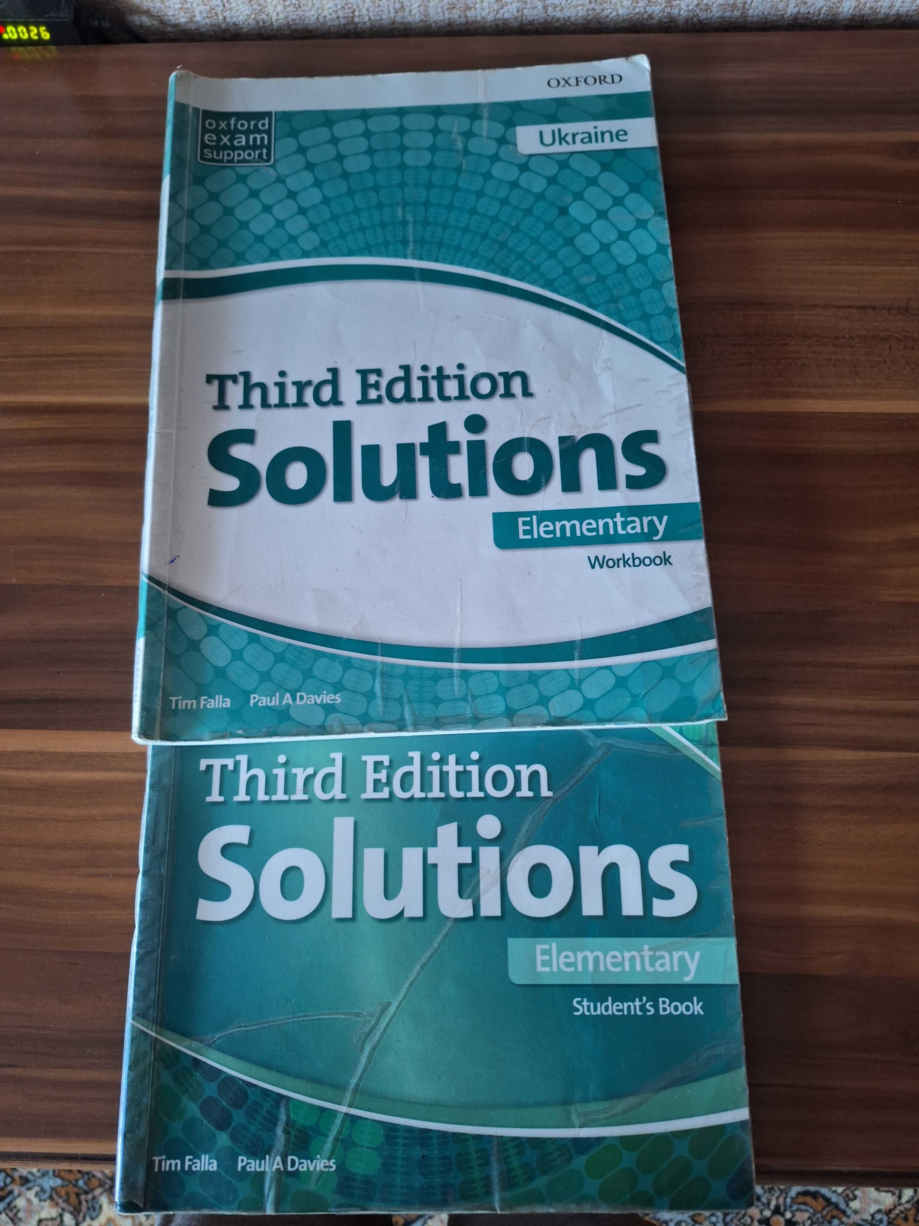 Продам підручники з англійської мови:,,Third Edition Solutions"