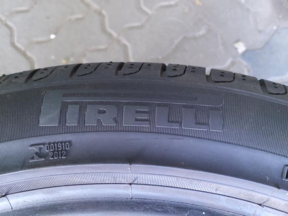 PNEUS PIRELLI 245/40R18 - 2 UNIDADES