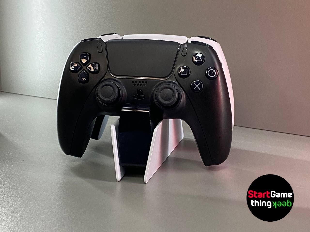 Оригинальная подставка для джойстиков Sony PlayStation 5