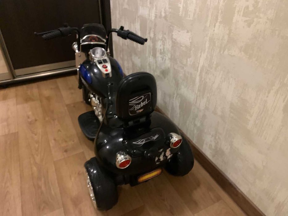 Електромобіль дитячий TOYZ Rebel