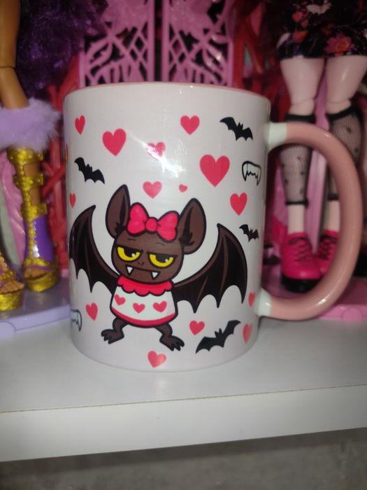 Нова Чашка Рошель Дракулаура Монстер Хай Monster high