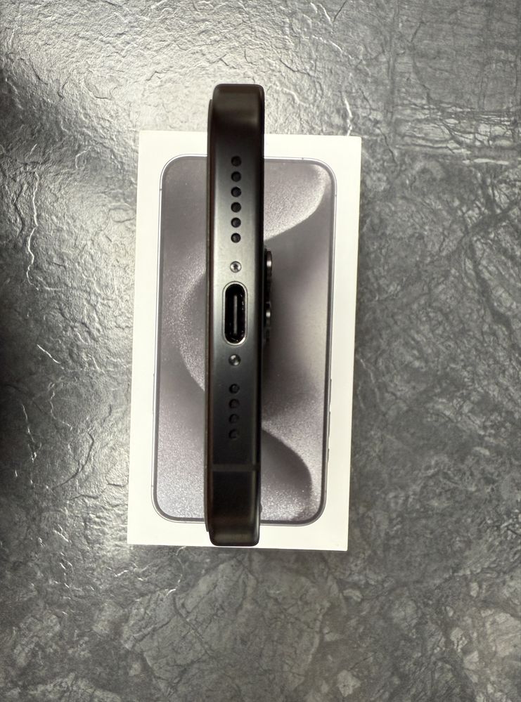 iPhone 15 Pro Max 256GB Black Titanium