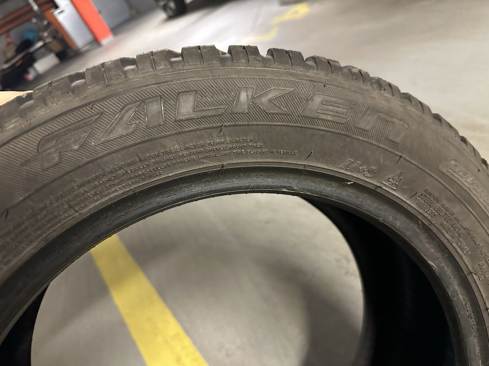 Falken Eurowinter HS01 215/55R17/98V SUV