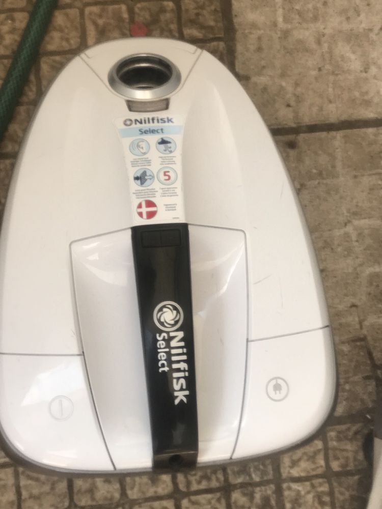 Aspirador silenciozo com reguladir de segcao
