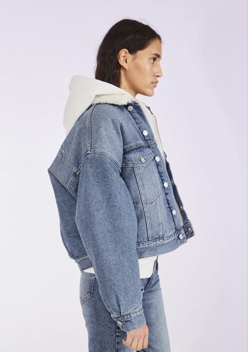 Джинсова куртка нова S утеплена шерпа