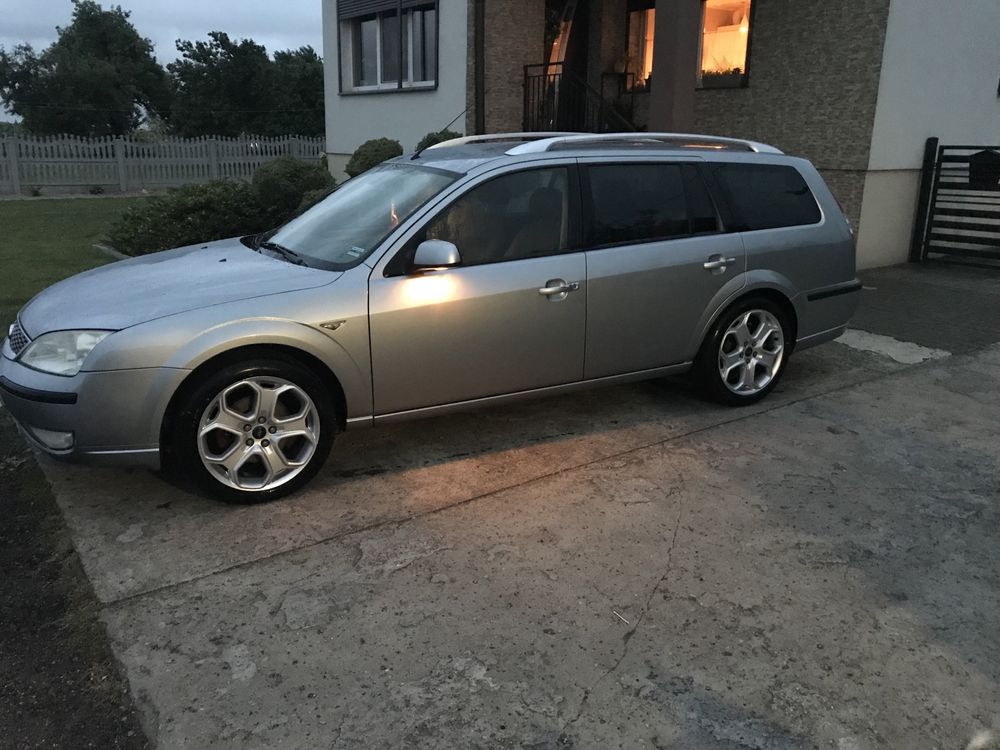 Ford Mondeo mk3 titanium 2,2 Tdci