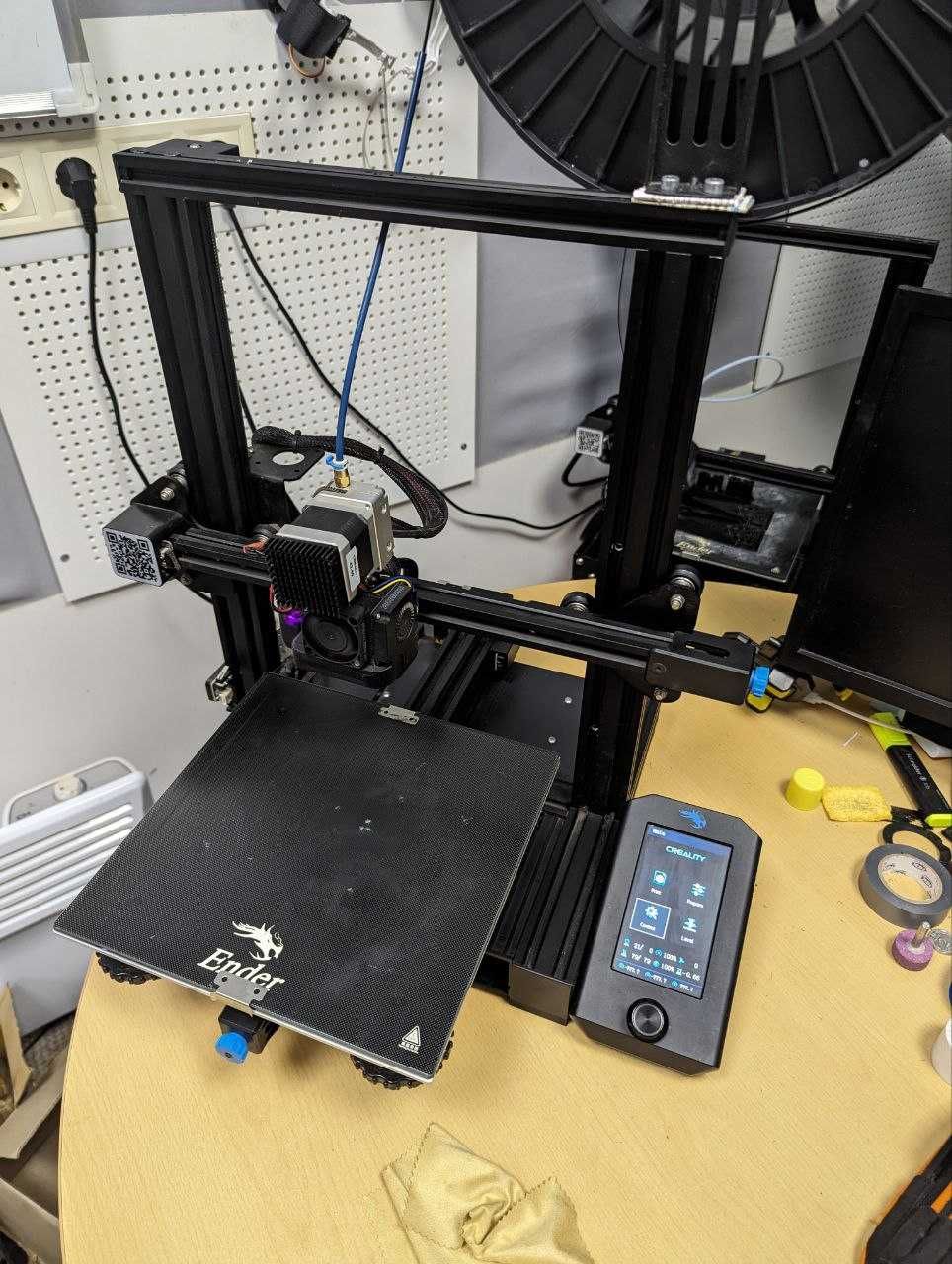 Ender 3v2 - Гарний та вдосконалений 3D принтер