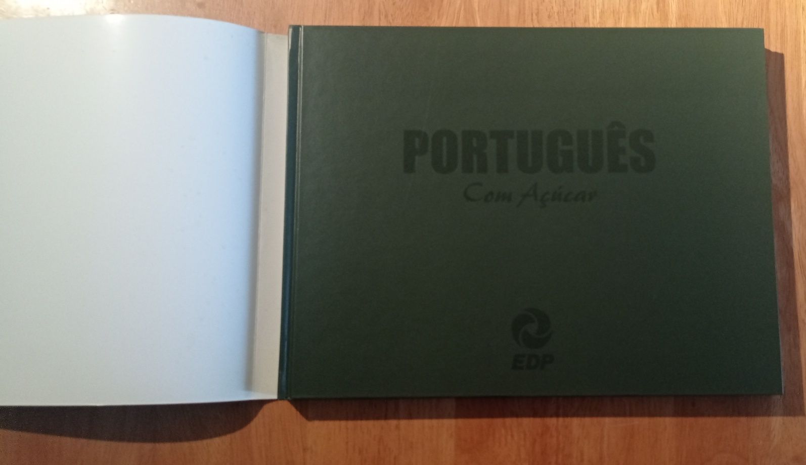 "Português Com Açúcar" Livro de Victor Costa. Fotografia Amazónia.