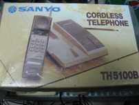 telefon z tarczą lub klawiszami