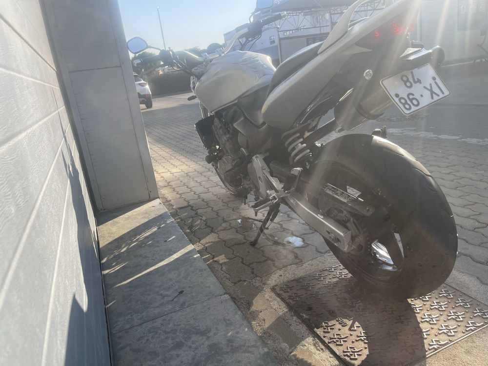 Honda hornet 600cc