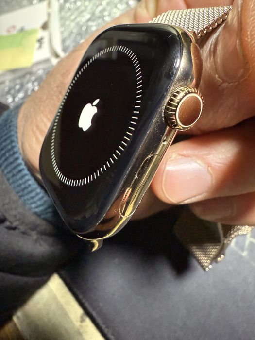 Apple watch 10 46mm Gold Titanium