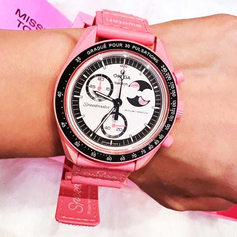 Pink Moon Watch - delikatny design inspirowany światłem księżyca!