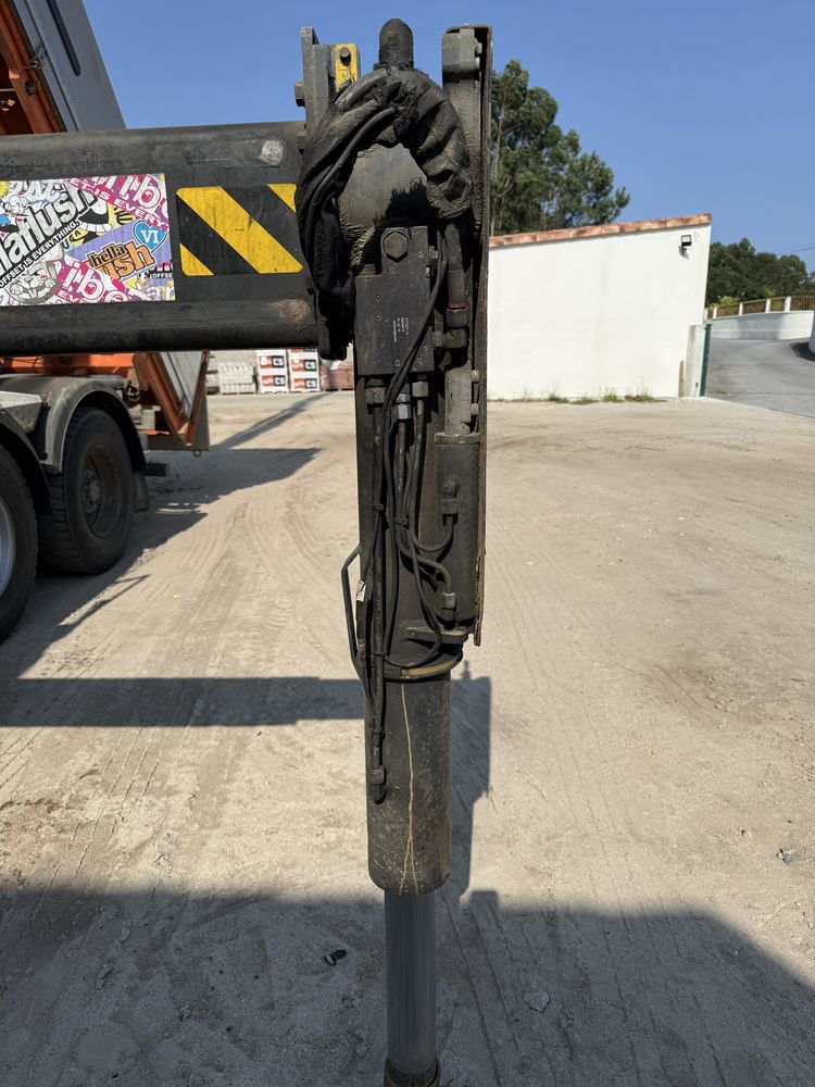 Volvo FMX  com grua PK23001 e bascúla